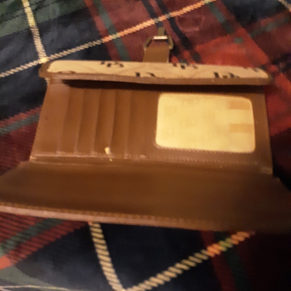 Wallet - Picture 3 of 3